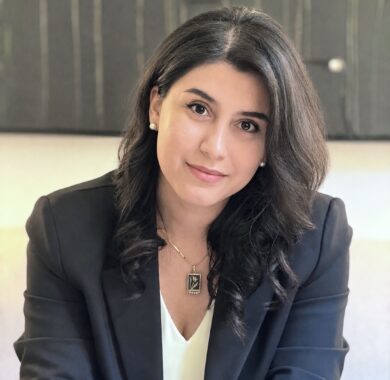 Mina Esfandiari